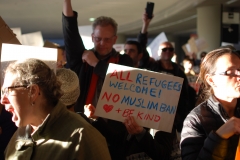 SFO-travel-ban-protest-love