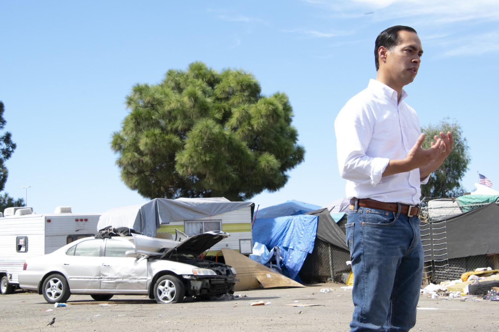 Democratic Presidential Candidate Julián Castro speaks at an Oakland homeless encampment on Sept. 25. Photo by Scott Morris